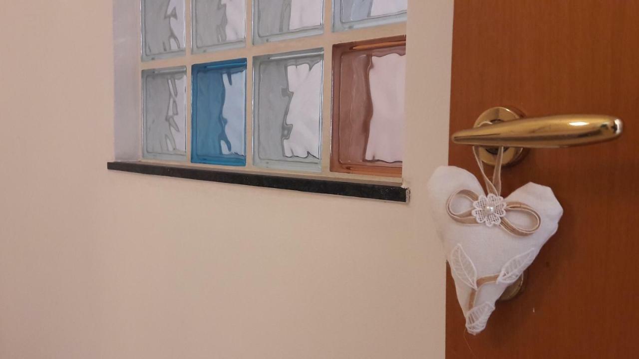 Residenza Leonarda Apartment Vado Ligure Bagian luar foto
